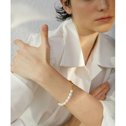 Radiant Pearls Bracelet